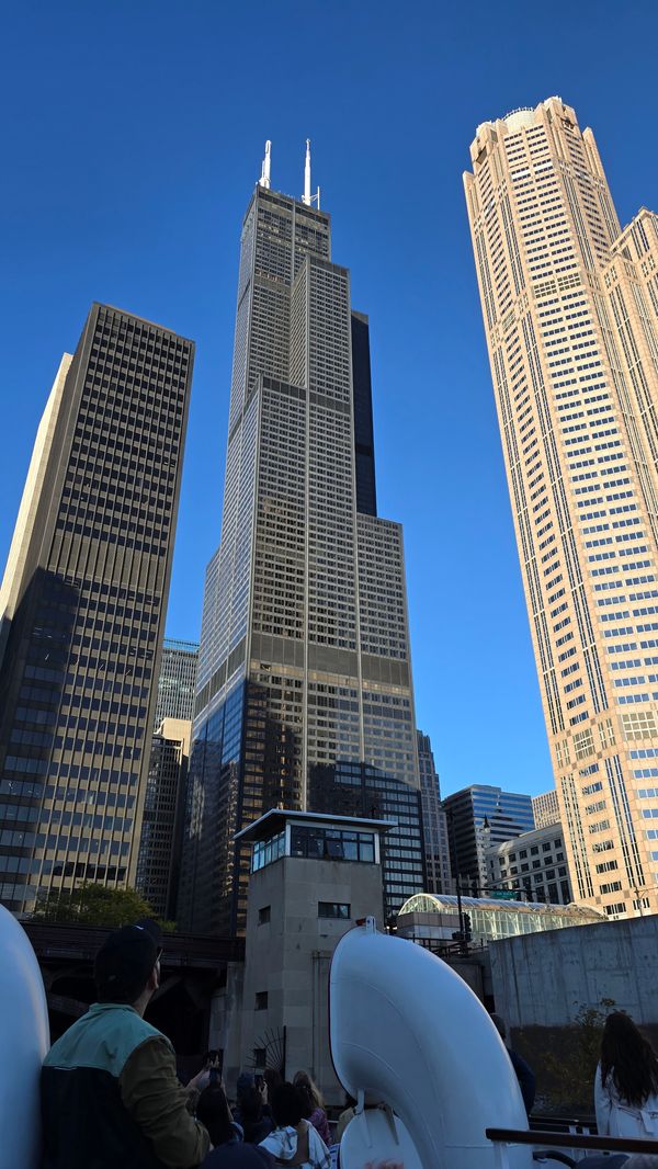 Sears/Willis Tower shot from below